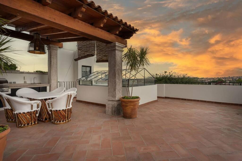 Elegant 3Br Home With Rooftop & Grill In Centro San Miguel 圣米格尔－德阿连德 外观 照片